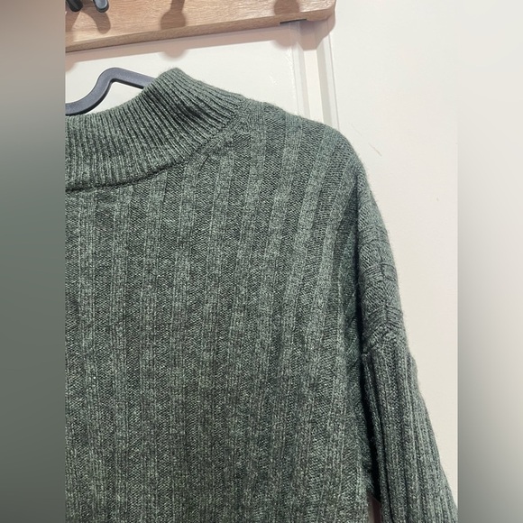 Madewell Sweater - Picture 3 of 4